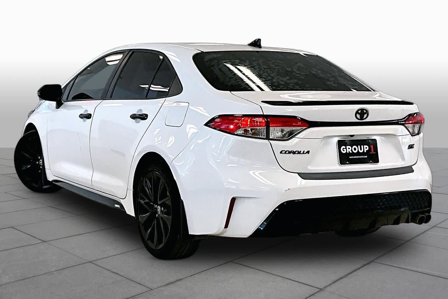 Used 2021 Toyota Corolla SE FWD image 11