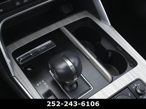 Used 2024 MAZDA CX-90 Plug-In Hybrid w/ Premium Pkg AWD/4WD image 16