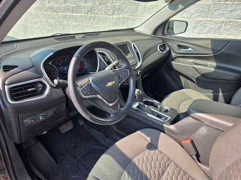 Used 2019 Chevrolet Equinox LT FWD image 13