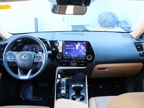 Used 2024 Lexus NX 350 AWD image 17