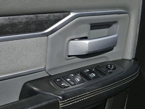 Used 2019 RAM 3500 Big Horn image 30