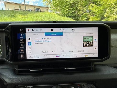 Used 2025 Jeep Wrangler Unlimited Sport image 24