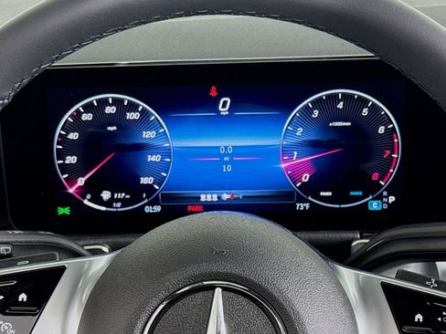 New 2026 Mercedes-Benz GLB 250 image 18