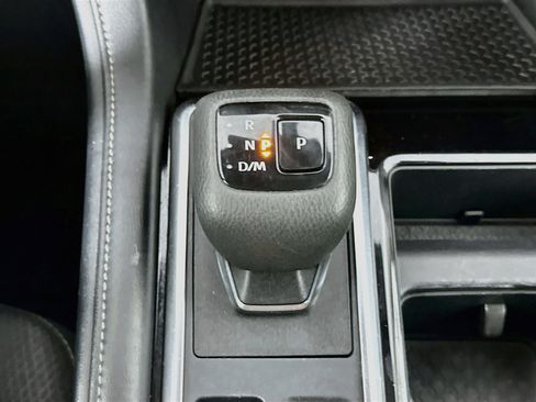 Used 2023 Nissan Pathfinder SV AWD/4WD image 25