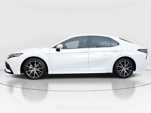 Certified 2024 Toyota Camry SE image 8