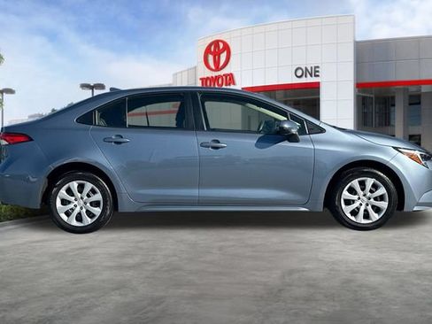 Used 2024 Toyota Corolla LE FWD image 3