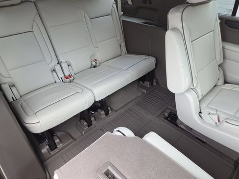 New 2026 GMC Yukon XL Denali w/ LPO, Floor Liner Package AWD/4WD image 23