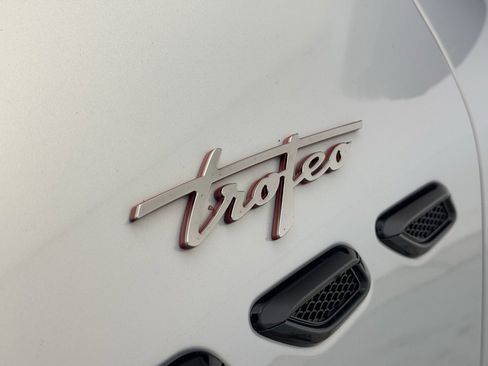 Used 2024 Maserati Grecale Trofeo image 42