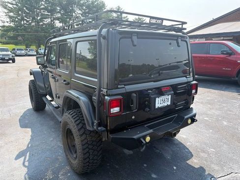 Used 2019 Jeep Wrangler Unlimited Rubicon AWD/4WD image 7