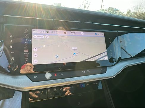 Used 2024 Jeep Wagoneer Launch Edition w/ Trailer Tow Group image 32