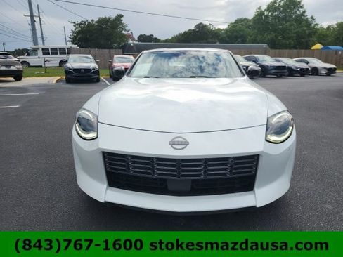 Used 2024 Nissan Z Performance w/ Floor Mat Package RWD image 14