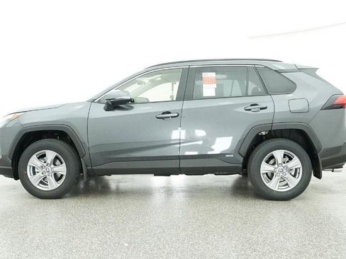 New 2025 Toyota RAV4 XLE image 19