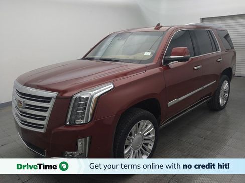 Used 2018 Cadillac Escalade Platinum RWD image 1