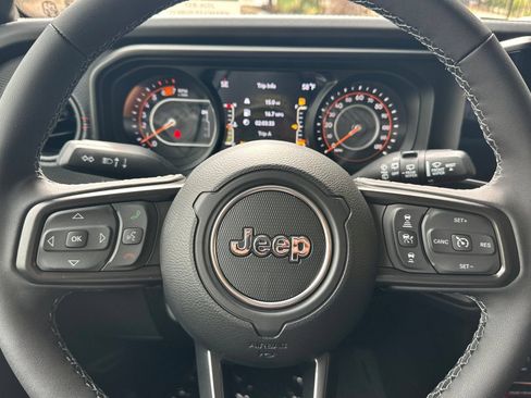 New 2026 Jeep Wrangler Unlimited Rubicon w/ Safety Group AWD/4WD image 22