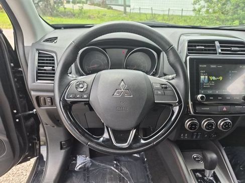 Used 2025 Mitsubishi Outlander Sport SE AWD/4WD image 22