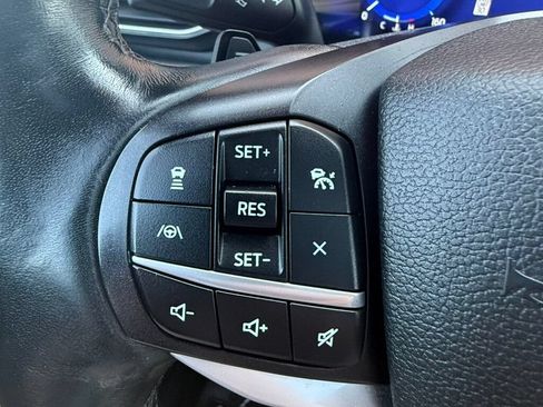 Used 2020 Ford Explorer Platinum w/ Premium Technology Package AWD/4WD image 24