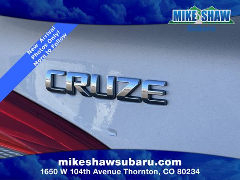 Used 2017 Chevrolet Cruze LT image 23