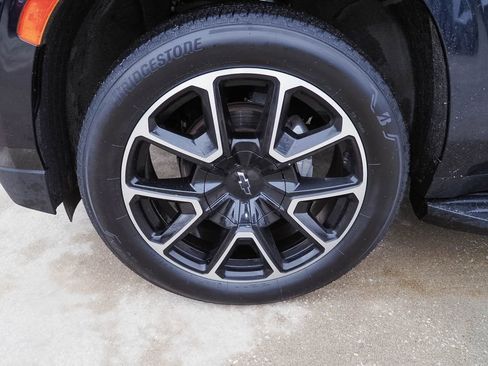 Used 2023 Chevrolet Tahoe RST w/ Sport Performance Package image 33