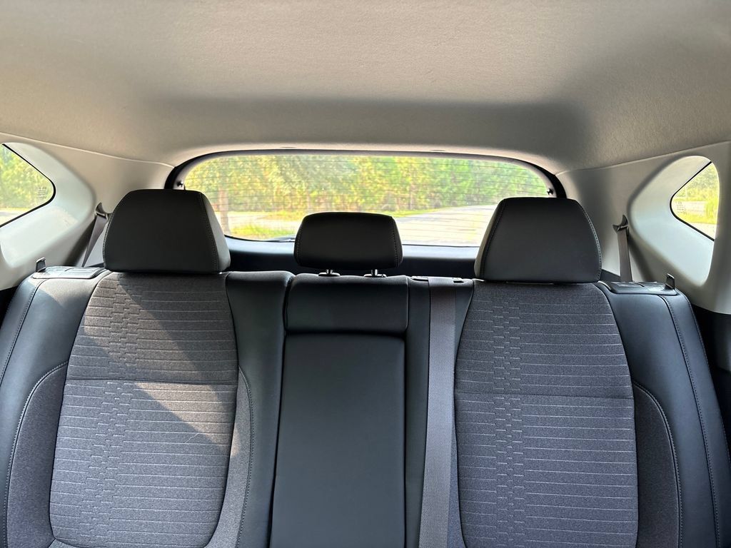 Used 2021 Kia Seltos S AWD/4WD image 19