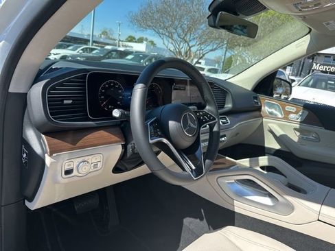 New 2026 Mercedes-Benz GLE 350 4MATIC image 17