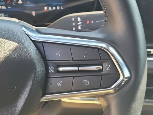 Used 2025 Chevrolet Equinox LT image 15