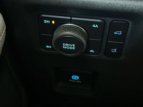 Used 2025 Ford Expedition Max Active image 30