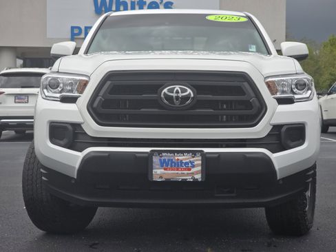 Used 2023 Toyota Tacoma SR image 9