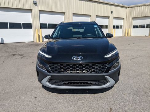Used 2022 Hyundai Kona SEL image 2