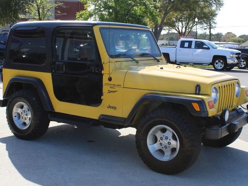 Used 2000 Jeep Wrangler Sport image 7
