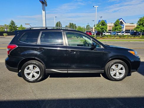 Used 2015 Subaru Forester 2.5i Limited AWD/4WD image 4