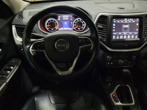 Used 2015 Jeep Cherokee Limited AWD/4WD image 22