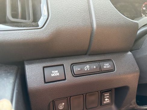 Used 2026 Nissan Frontier PRO-4X w/ Pro Premium Package AWD/4WD image 37