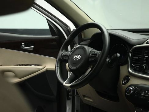Used 2017 Kia Sorento EX w/ EX V6 Premium Package FWD image 64
