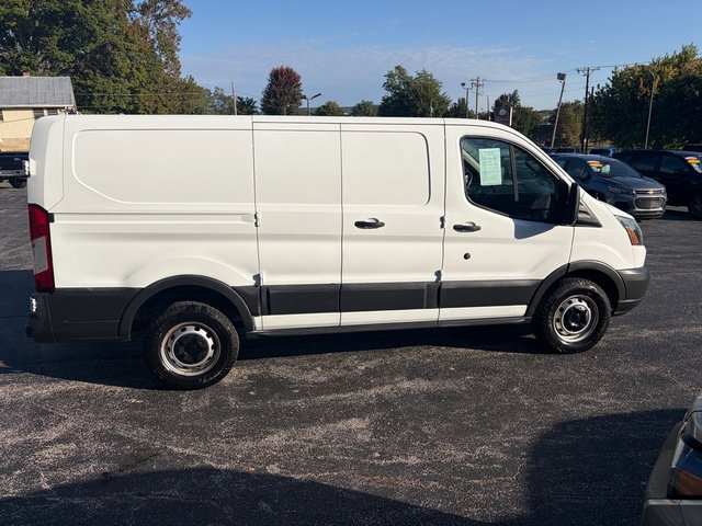 Used 2015 Ford Transit 250 130 Low Roof RWD image 6