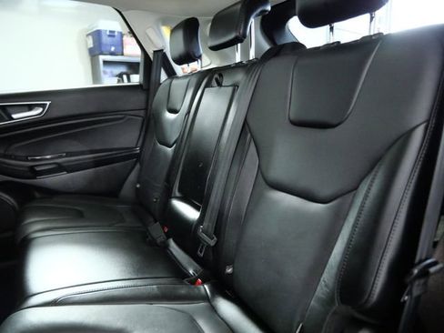 Certified 2018 Ford Edge Titanium w/ Equipment Group 301A AWD/4WD image 15