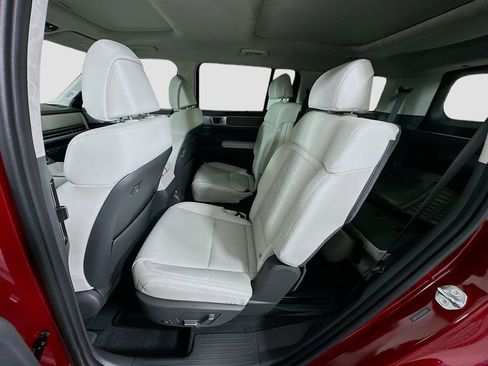 New 2026 Hyundai Santa Fe Calligraphy AWD/4WD image 17