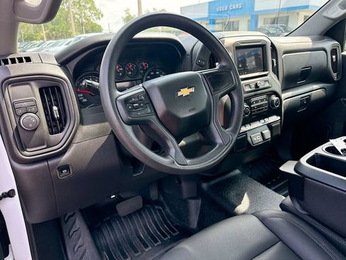 Used 2026 Chevrolet Silverado 1500 W/T RWD image 9