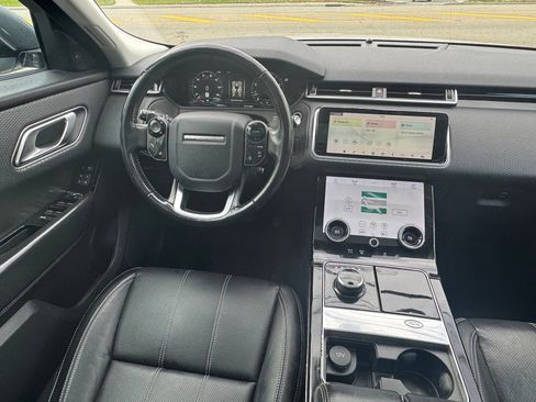 Used 2018 Land Rover Range Rover Velar S image 17