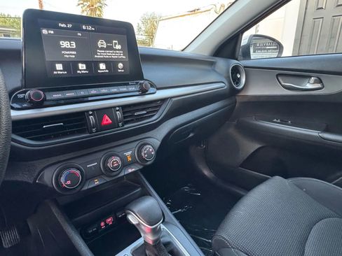 Used 2021 Kia Forte LXS image 6