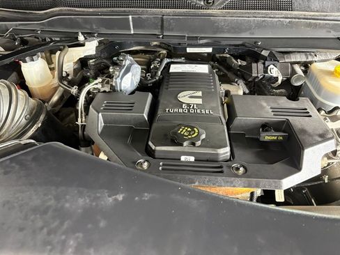Used 2022 RAM 3500 Limited AWD/4WD image 43