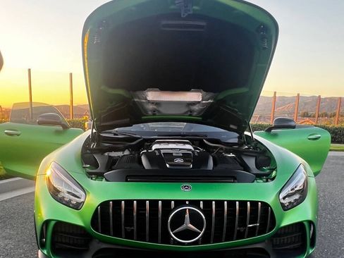 Used 2020 Mercedes-Benz AMG GT R image 22