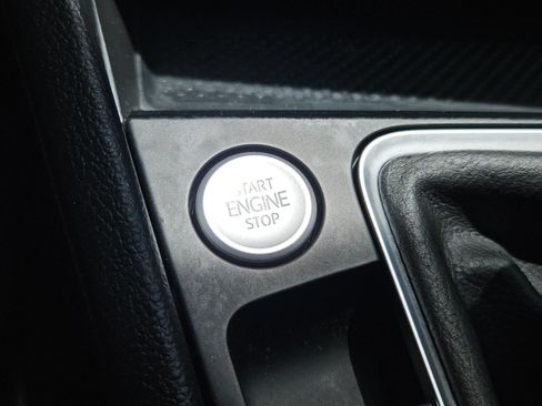 Used 2024 Volkswagen Jetta SEL FWD image 21