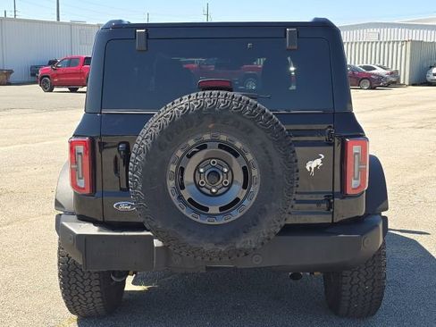 Used 2025 Ford Bronco Outer Banks w/ Sasquatch Package image 4