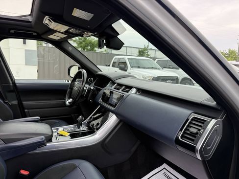 Used 2020 Land Rover Range Rover Sport HSE Dynamic AWD/4WD image 9