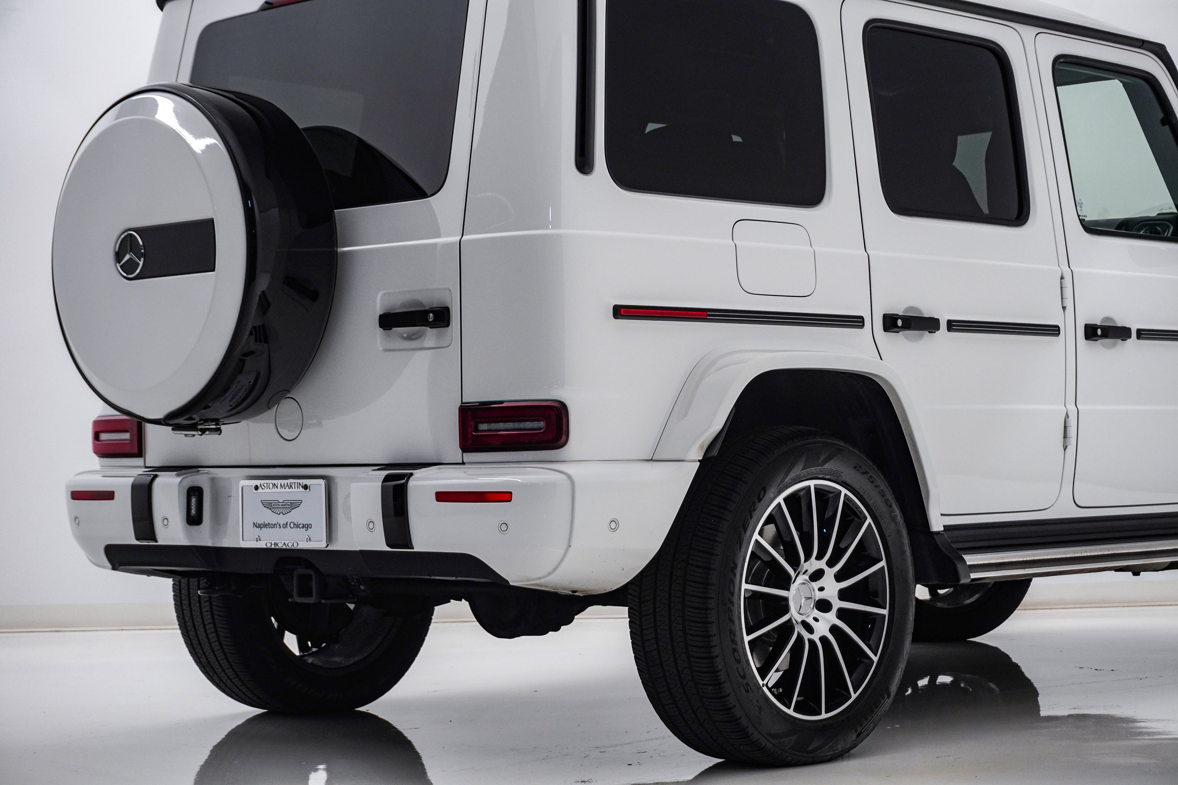 Used 2022 Mercedes-Benz G 550 w/ Exclusive Interior Package image 12