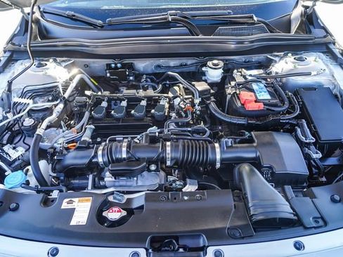 Used 2022 Honda Accord Sport image 29