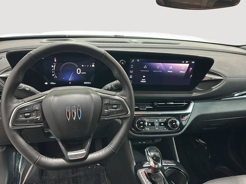 Used 2024 Buick Envista Sport Touring w/ Convenience I Package image 10