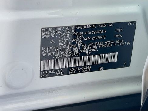 Used 2021 Toyota RAV4 XLE Premium image 33