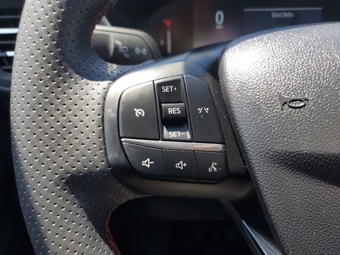 Used 2025 Ford Escape ST-Line FWD image 22