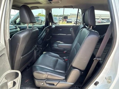 Used 2021 Honda Pilot Touring image 24